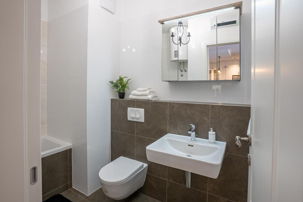 Morska Vila 6 Luxury Apartment Znjan Split Dış mekan fotoğraf